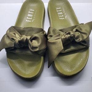 Fenty By Rihanna Puma Satin Bow Slide